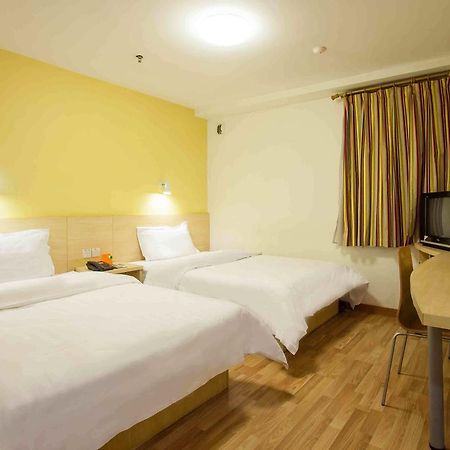 7Days Inn Wuhan Zhuankou Development Zone Jianghan University Bilik gambar