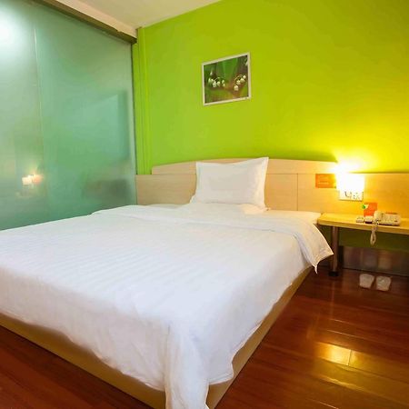 7Days Inn Wuhan Zhuankou Development Zone Jianghan University Bilik gambar