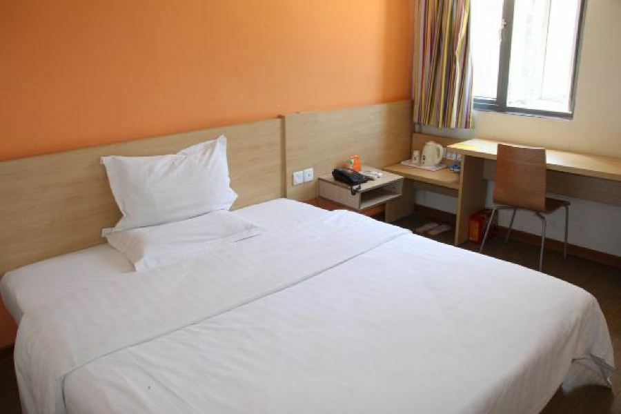 7Days Inn Wuhan Zhuankou Development Zone Jianghan University Luaran gambar