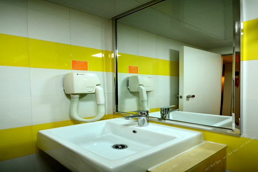 7Days Inn Wuhan Zhuankou Development Zone Jianghan University Luaran gambar